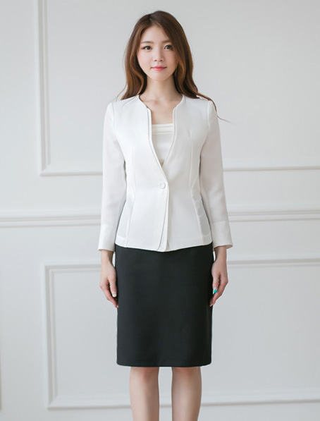 女職業(yè)裝套裙