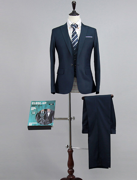 藏藍(lán)色西服定制